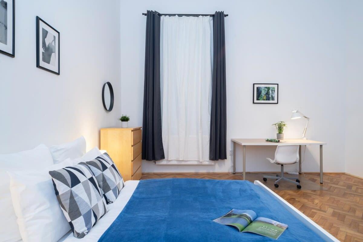 Апартаменти Comfortable And Quiet