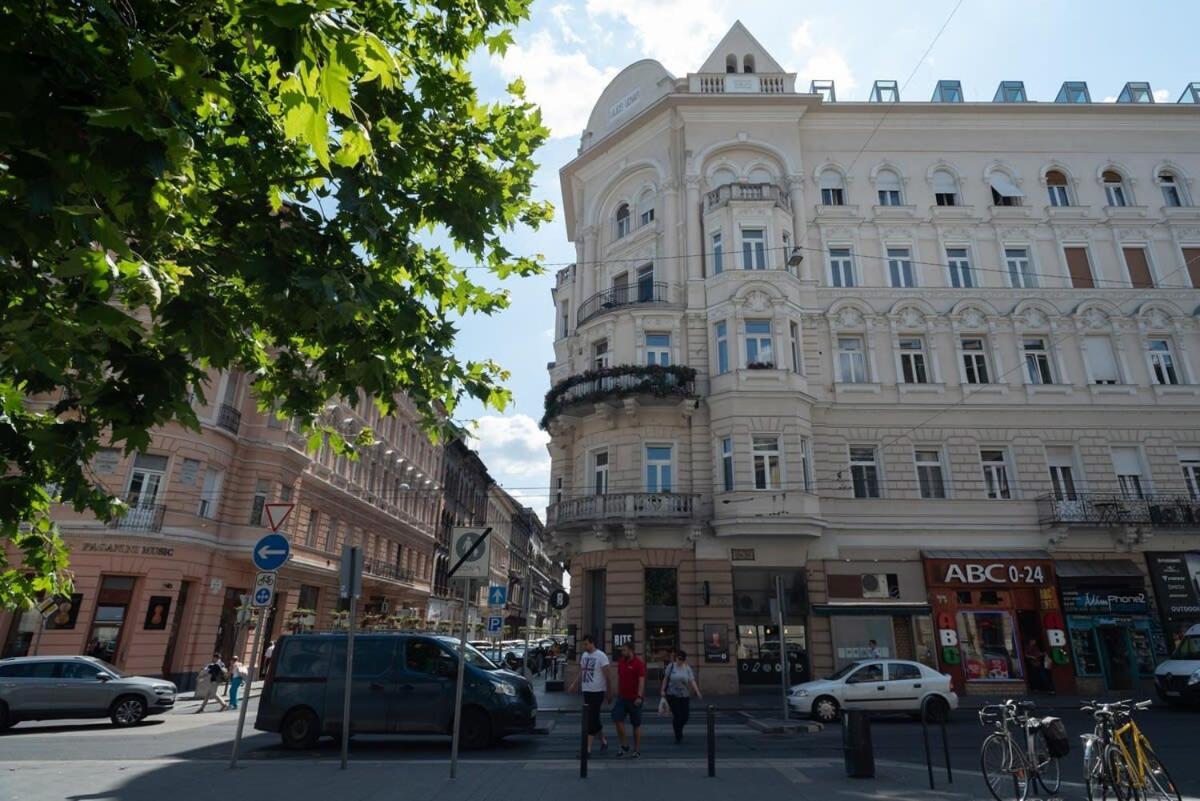Comfortable And Quiet Апартаменти Будапешт