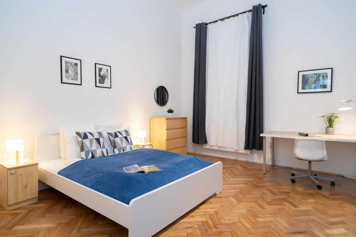 Comfortable And Quiet Апартаменти